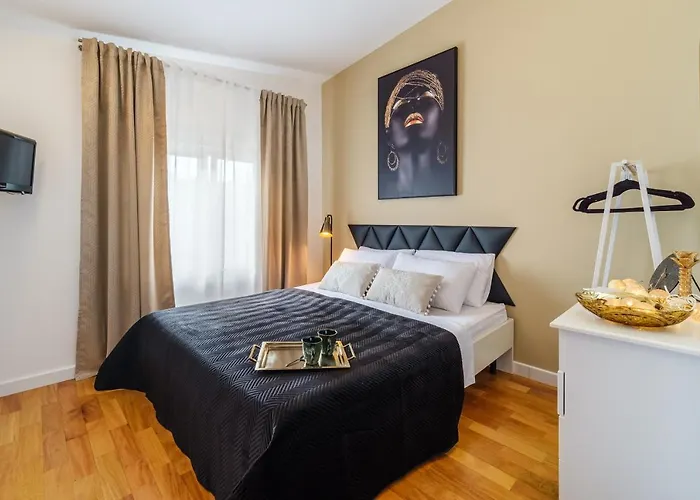 Apartman With Parking Space Sutivan, Brac - 20155 *