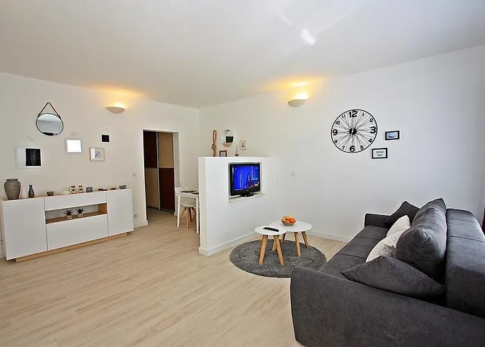 With Parking Space Sutivan, Brac - 20155 Sutivan