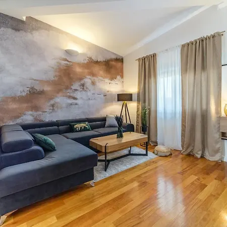 With Parking Space Sutivan, Brac - 20155 Sutivan